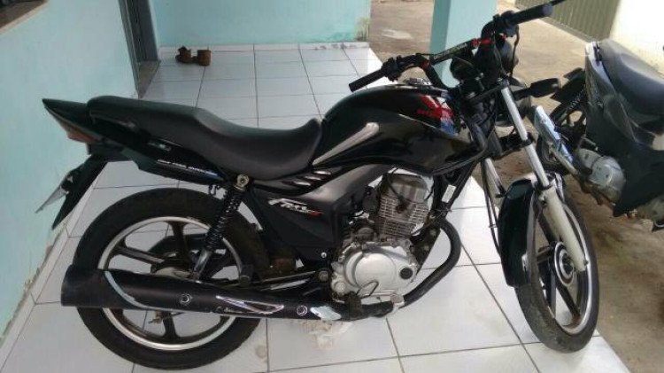 Motocicleta é furtada em frente residência da vítima em Araputanga
