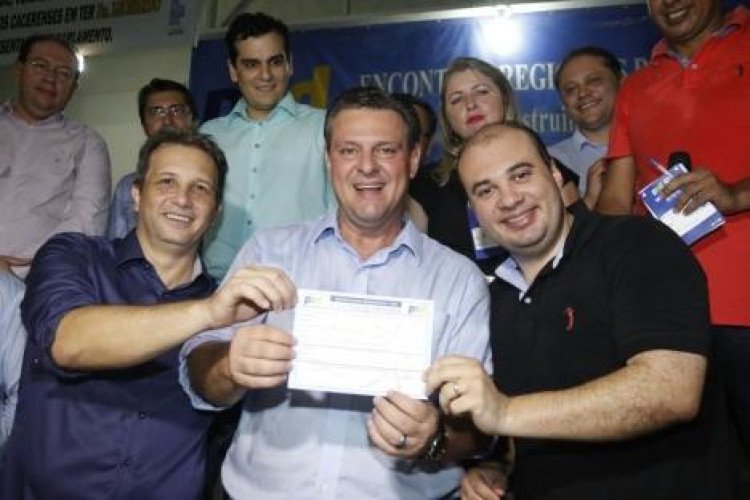 JANELA: Leonardo retorna ao PSD em Cáceres e sigla já volta a ter 4 parlamentares