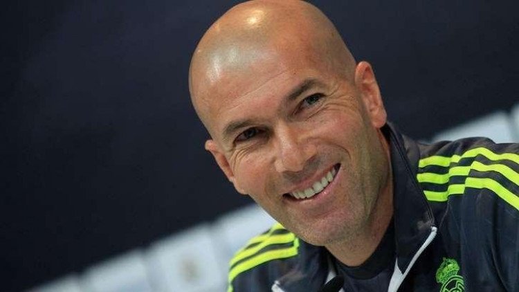Zidane diz que Dunga 'mentiu' para não convocar Marcelo