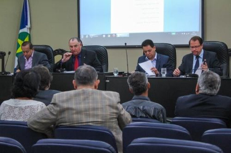 CPI: Comissão solicita dados sobre abate, frigoríficos e fechamentos em MT