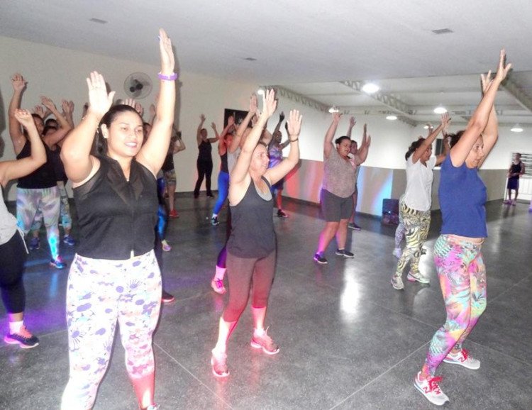 SUCESSO TOTAL: Corpo Ativo Fitness inicia aulas de aeróbica