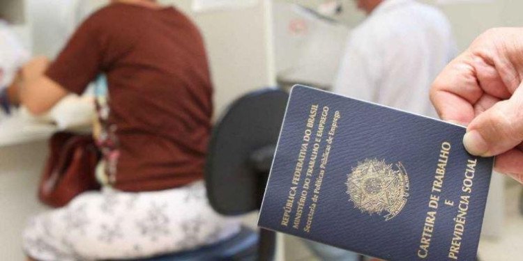 Trabalhador já pode usar FGTS para garantir empréstimo consignado