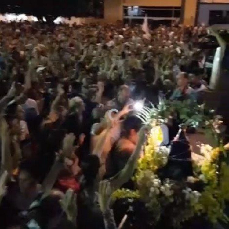 Romaria em louvor a Nossa Senhora Aparecida reúne milhares de fieis em Quatro Marcos e Mirassol
