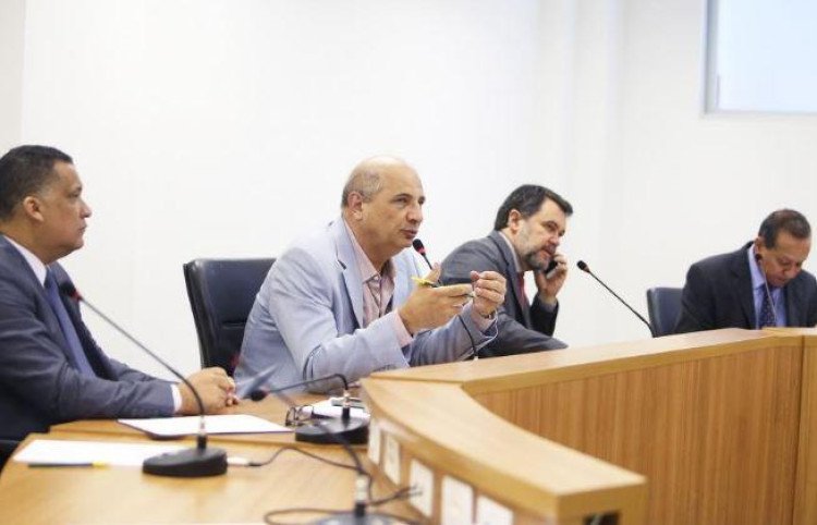 Frente Parlamentar da Agropecuária discute mudanças na tributação estadual