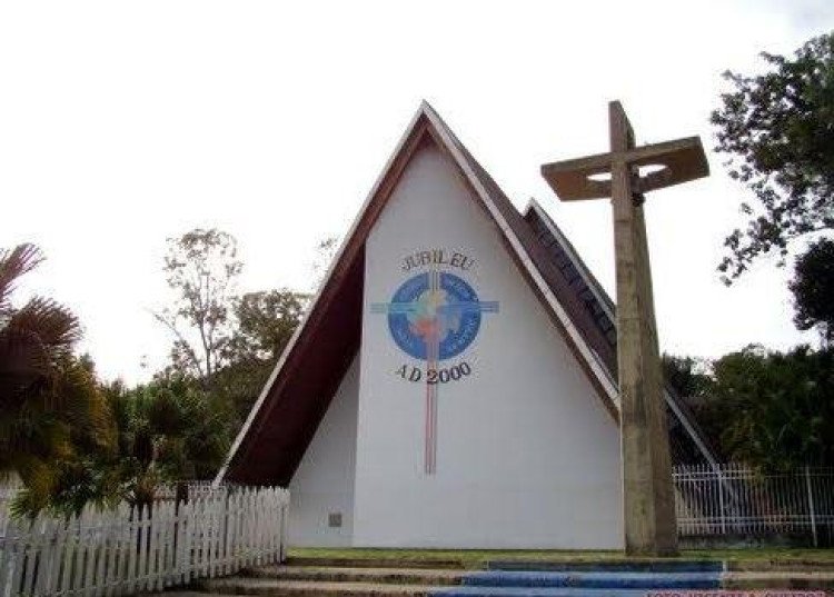 Ladrões roubaram Igreja Católica em Jauru