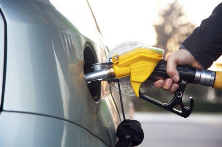 Petrobras anuncia alta no preço do diesel nas refinarias; gasolina não sobe