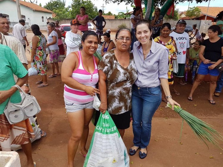 Prefeitura de Quatro Marcos distribui alimentos do PAA a famílias de baixa renda