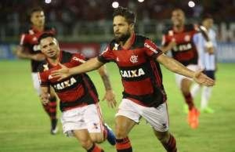 Flamengo bate Macaé com tranquilidade no Carioca