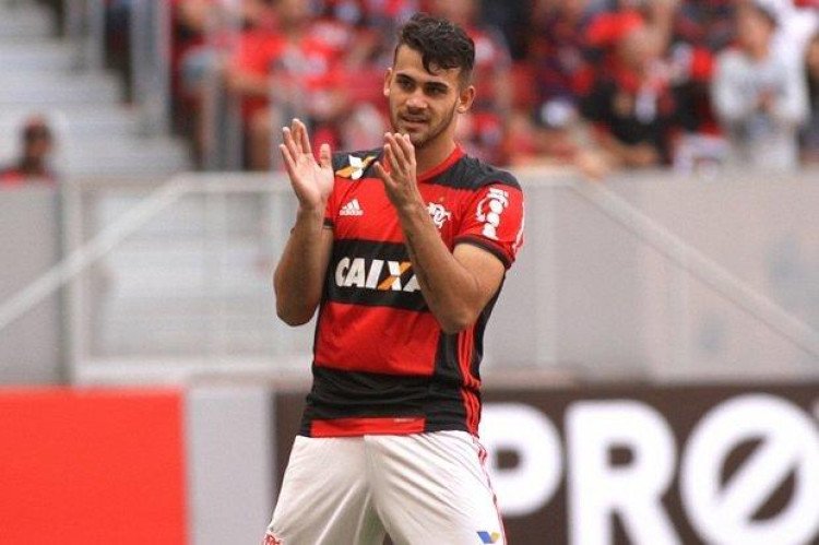Na mira do Benfica, Vizeu pode complementar Jonas