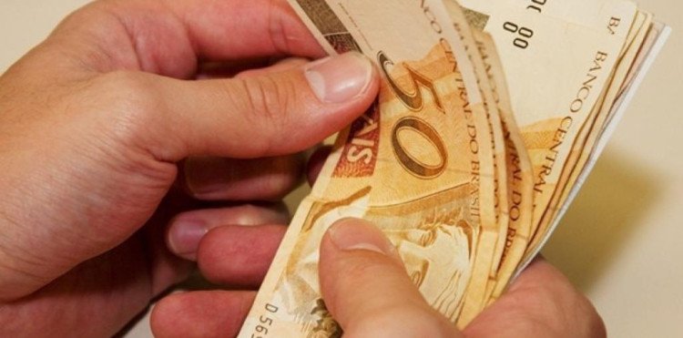 Arrecadação abaixo do esperado impede Estado de pagar 100% dos salários nesta terça