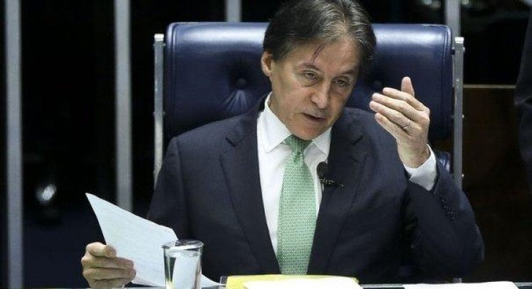 Senado aprova fim das coligações e cria cláusula de barreira