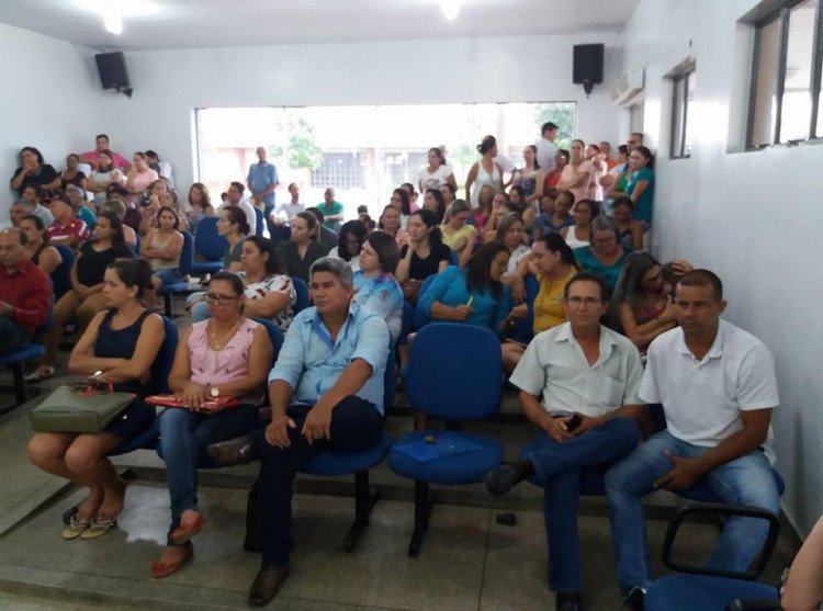 QUATRO MARCOS: Servidores públicos não aceitam que AMM PREV administre previdência Municipal