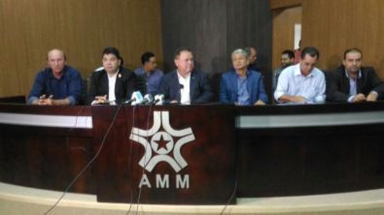 FORA DA POLÍTICAMaggi oficializa que não disputa eleição neste ano e não apoiará ninguém em MT