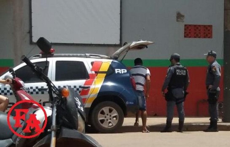 QUATRO MARCOS: Policia prende pai e filho por suposto furto de cão