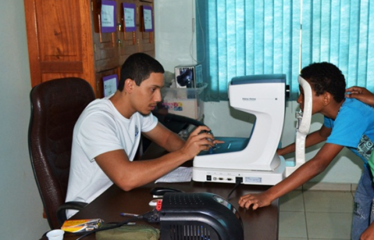 EXAMES DE VISTA  GRATUITO: Quatro Marcos faz parceria com ASESP para atender mais de 2500 pessoas em exames oftalmos