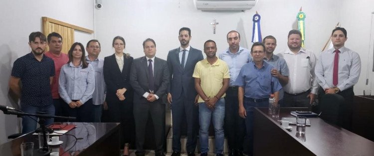 QUATRO MARCOS:  Reunião discute regularização fundiária do Bairro Jardim Rondon