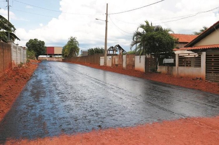 QUATRO MARCOS: Prefeitura licitou  mais R$ 2,1 milhão de asfalto que beneficiarão os bairros Zeferino l e Jardim Popular