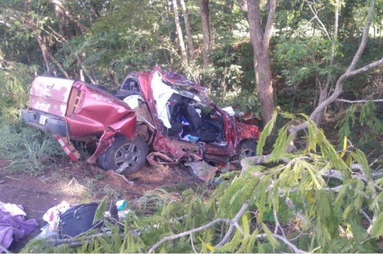 Duas pessoas morrem em acidente próximo ao distrito da Tabuleta na BR 174