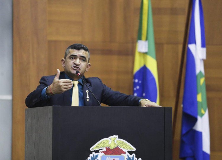 Deputado faz indicações para instalação de Defensoria Pública em municípios da região Oeste