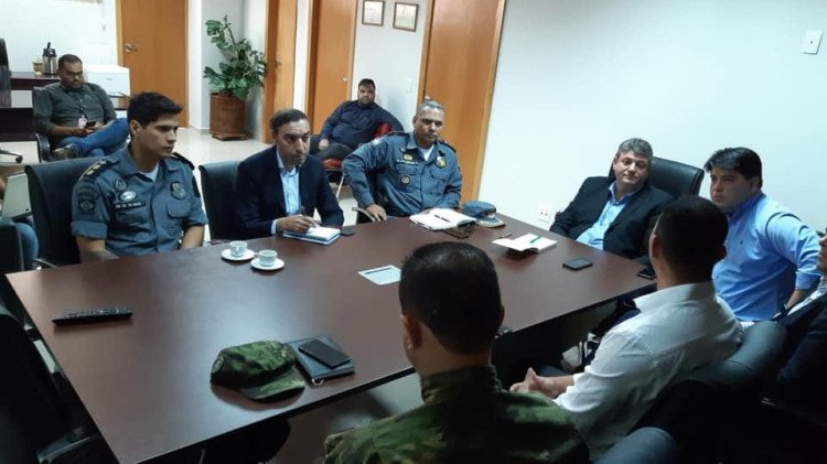 Ronaldo Floreano participa de reunião da cúpula de Segurança e deputado Moretto para tratar de segurança na região