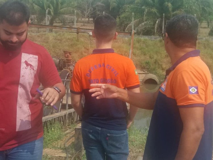 Por falta de água em bairros, prefeito mobiliza vinda da Defesa Civil e equipe técnica do deputado federal Dr. Leonardo