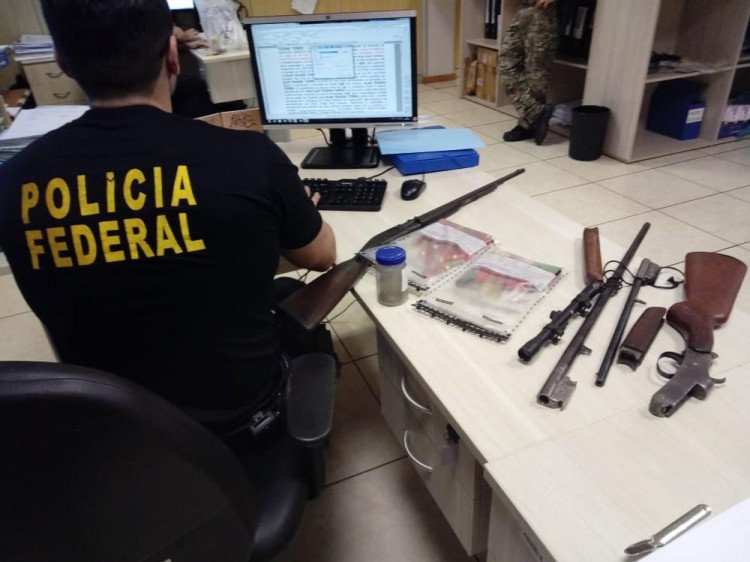 Policia Federal cumpre mandados de prisão em Quatro Marcos e região
