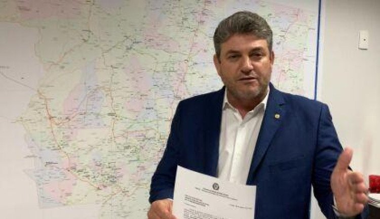 Deputado Moretto e secretário vistoriam obras nas regiões oeste e sudoeste de MT