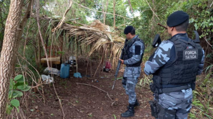 Três homens armados que praticam roubos em propriedades rurais fogem de cerco da Policia Militar