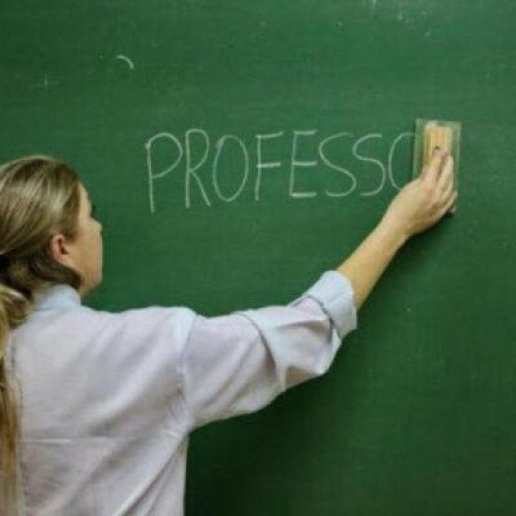 Aumento do piso salarial dos professores não deve ser interpretado como RGA