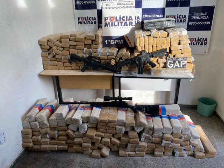 Polícia Militar apreende mais de 1 tonelada de droga em menos de uma semana
