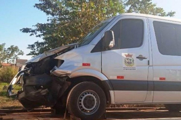 Ambulância de Porto Esperidião colide com moto e motoqueiro morre