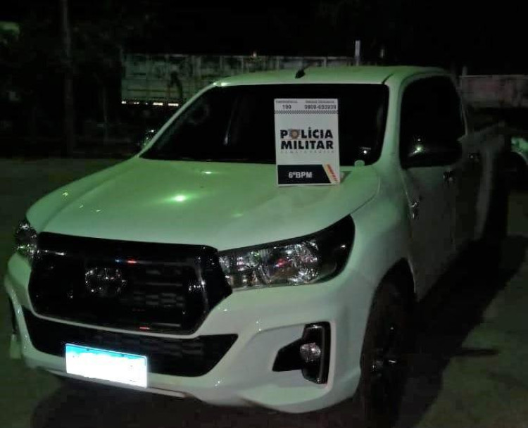 Adolescente é rendido com caminhonete furtada em Cáceres