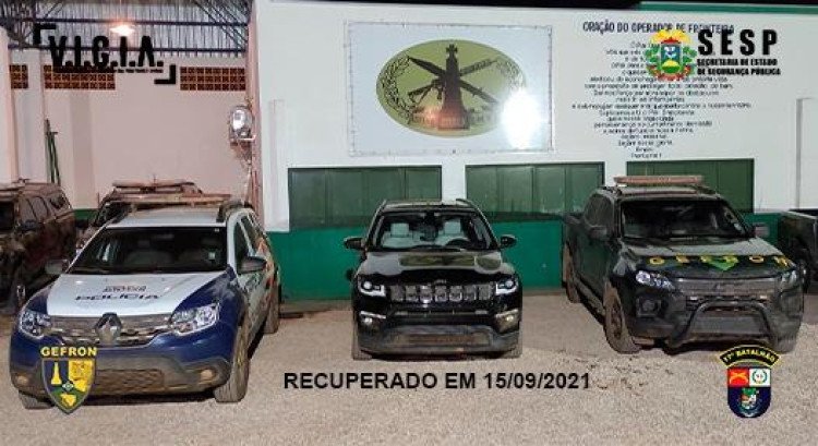 Em Glória D'Oeste Polícia Militar e Gefron recuperam  Jeep Compass roubado em Cuiabá