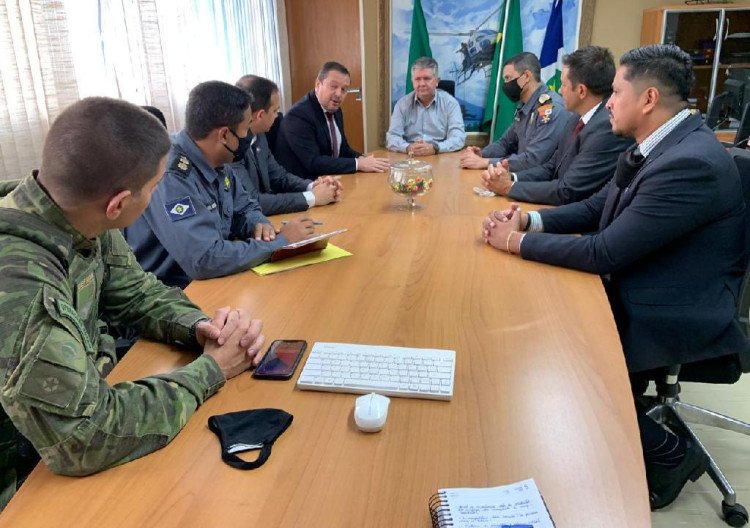 Fortalecimento e integração das forças de segurança na fronteira são discutidos com Governo Federal