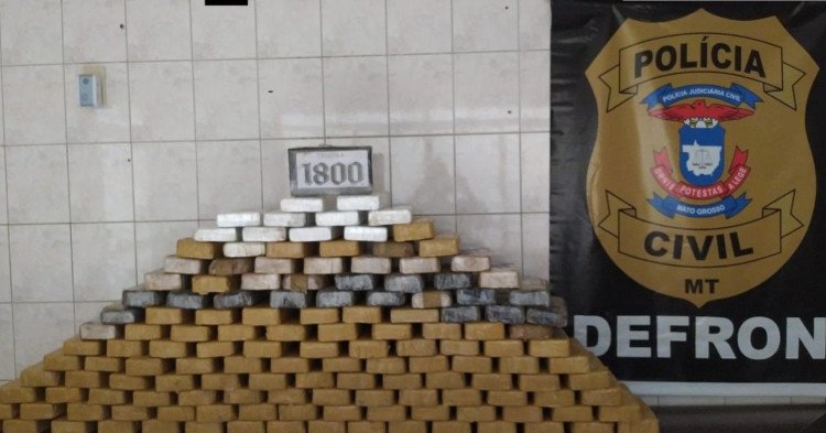 Quatro homens de Mirassol D'Oeste foram presos carregando 164 tabletes de Cocaína