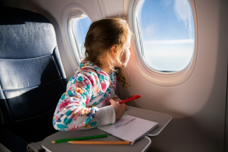 Férias escolares: o que é necessário para crianças e adolescentes viajarem desacompanhados