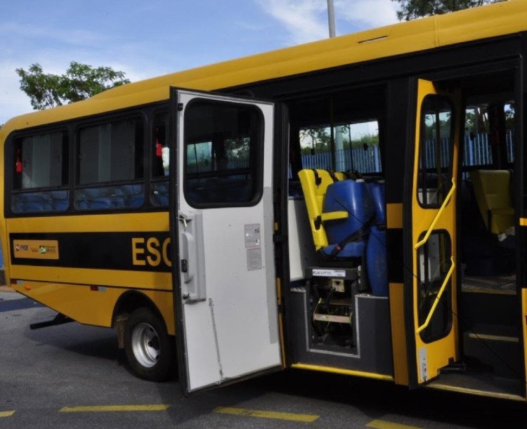 Ministério Público proibe Jauru e Figueirópolis de custear transporte de universitários