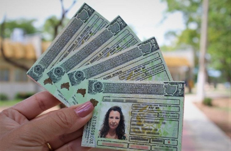 Renovação da CNH pode ser realizada pelo aplicativo MT Cidadão; Conheça novas regras e prazos