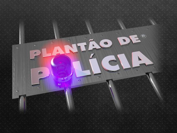 Forças policiais prendem homem de 23 anos com veiculos roubado dentro de residencia