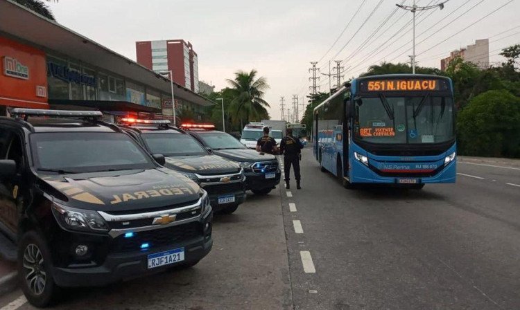 PF faz operação contra fraudes no auxílio emergencial