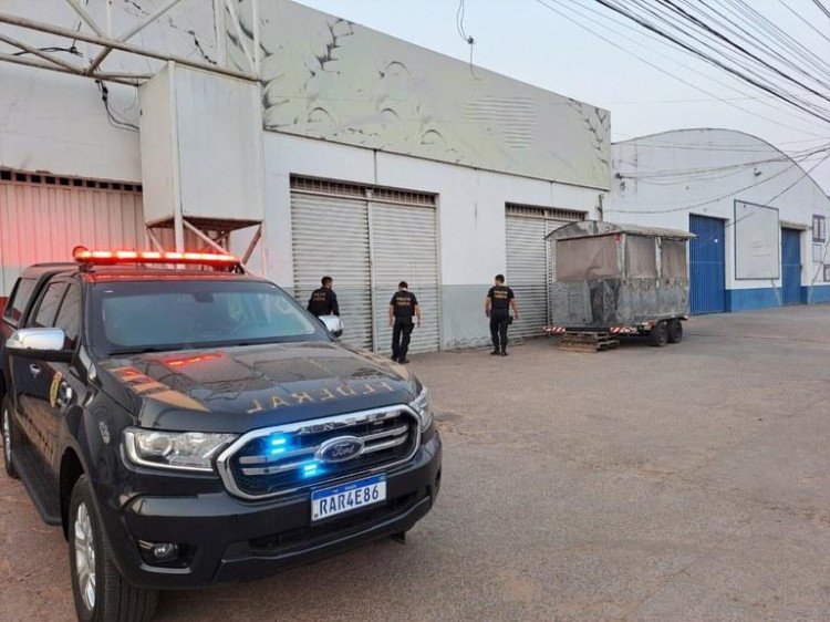 MIRASSOL D'OESTE E MAIS 6 CIDADES: PF cumpriram 23 mandados de busca e apreensão, 9 mandados de prisão preventiva, além do sequestro de diversos bens