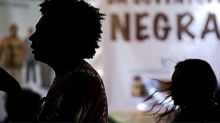 Tribunal de Justiça mantém condenação de homem por injúria racial e ameaças contra vizinhos
