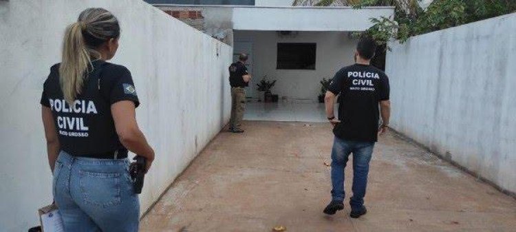 Operação prende policiais que furtavam  drogas apreendidas em Cáceres,  substituindo por areia e gesso