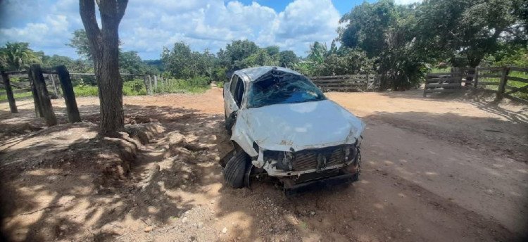 Suspeito de furar ordem de parada e fugir com camionete é preso pela Polícia Civil de Jauru; suspeito preso possuía diversas passagens criminais