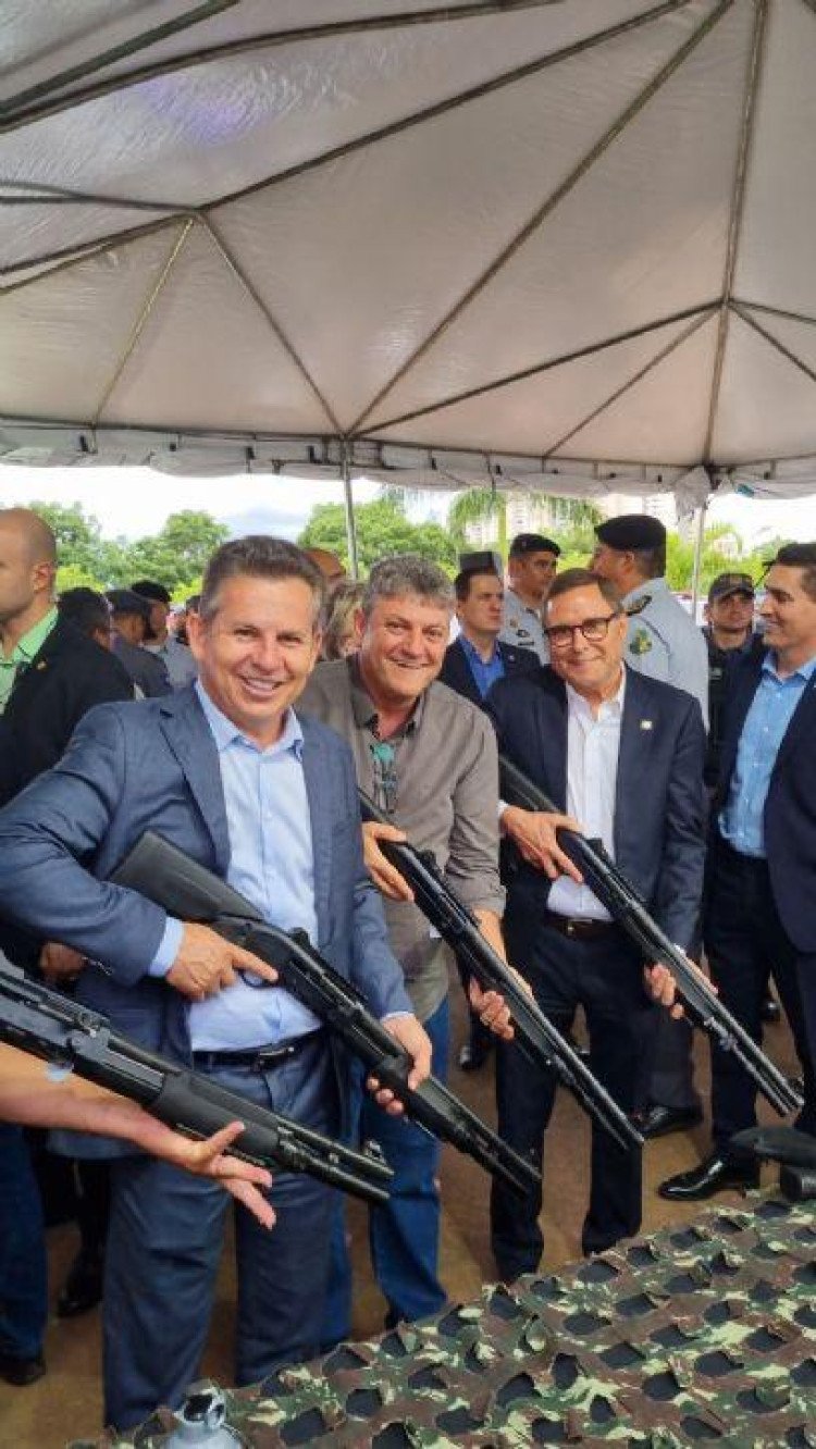 SEGURANÇA REFORÇADA: Com emenda de Moretto, Mendes entrega novos armamentos para a Polícia Militar de MT