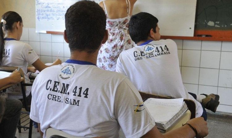 Governo abre consulta pública sobre novo ensino médio