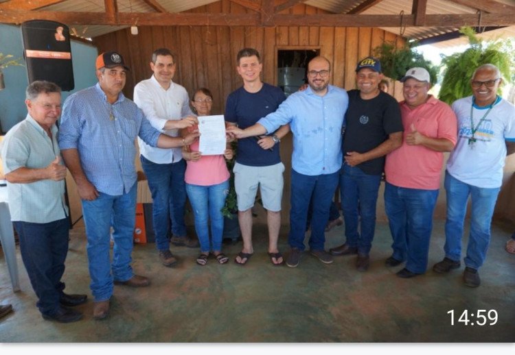 Deputado Moretto fortalece agricultura familiar em Mirassol d’Oeste com entrega de maquinários
