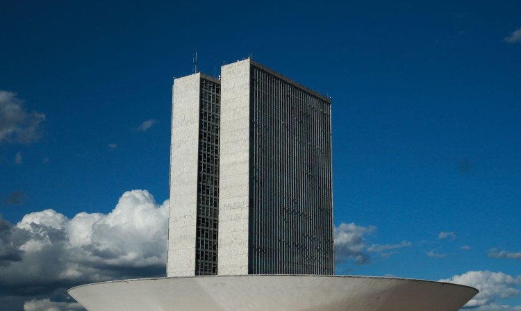 Câmara conclui votação da reforma tributária Nos destaques, foram retirados incentivos do Norte, Nordeste e CO