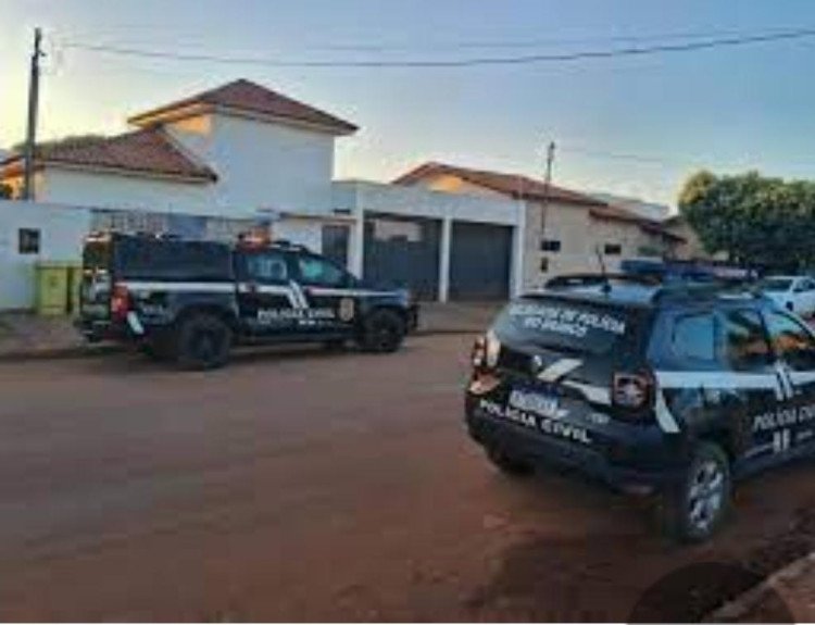Vereadores são intimados pela Polícia Civil para prestar depoimento em claro caso de compra de gabaritos do Concurso Público de Mirassol d'Oeste; disse repórter do 