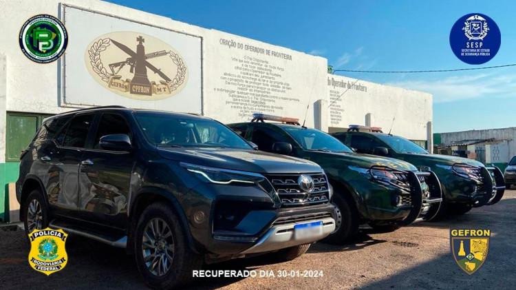 Gefron intercepta veículo com registro de roubo/furto em Cuiabá durante patrulhamento na entrada de Porto Esperidião